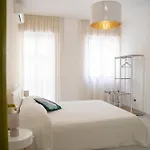 Green Rooms Guest house *