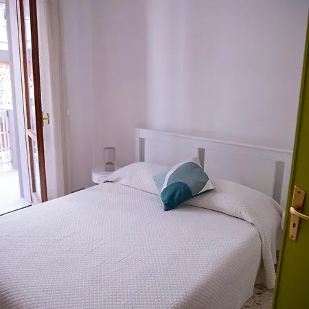 Green Rooms Гостевой дом *