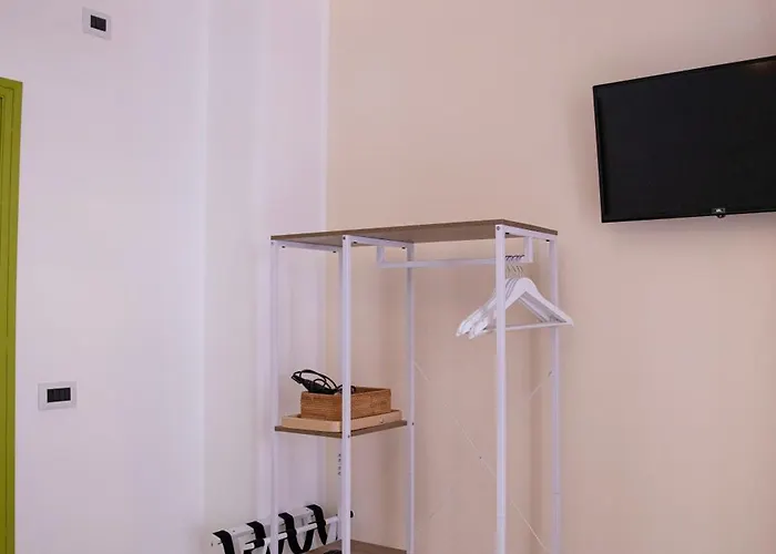 Konukevi Green Rooms Bari