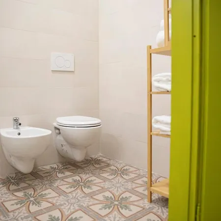 Green Rooms Guest house Bari