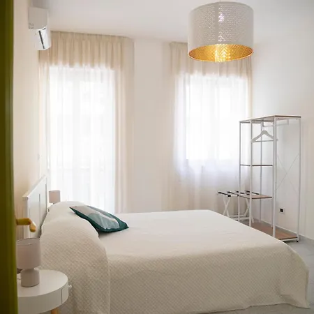 Green Rooms Guest house *