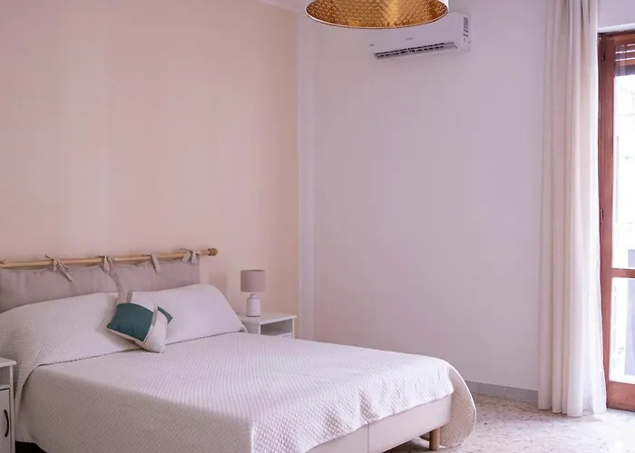 Green Rooms Гостьовий будинок Барі